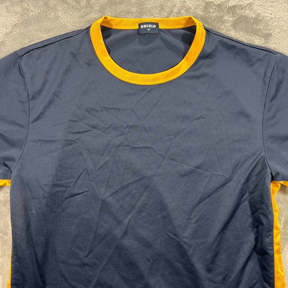 UNIQLO T-Shirt Mens Medium Navy Blue Yellow Colorblock Mesh Activewear Gym